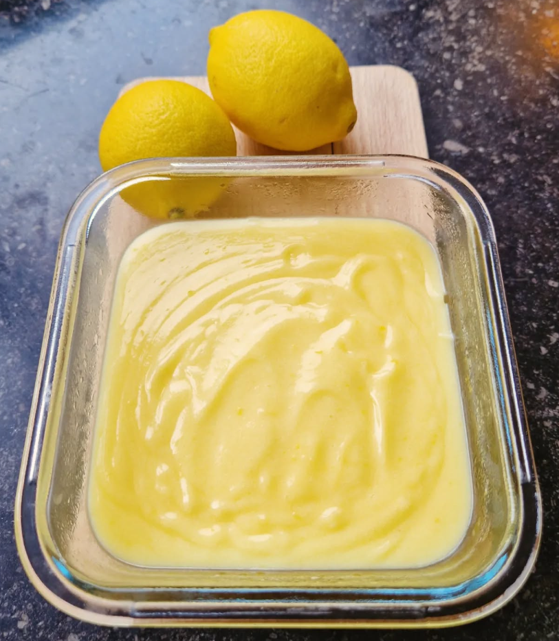 Lemoncurd cake